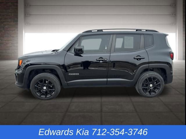 Used 2019 Jeep Renegade Latitude w/ Cold Weather Group image 7