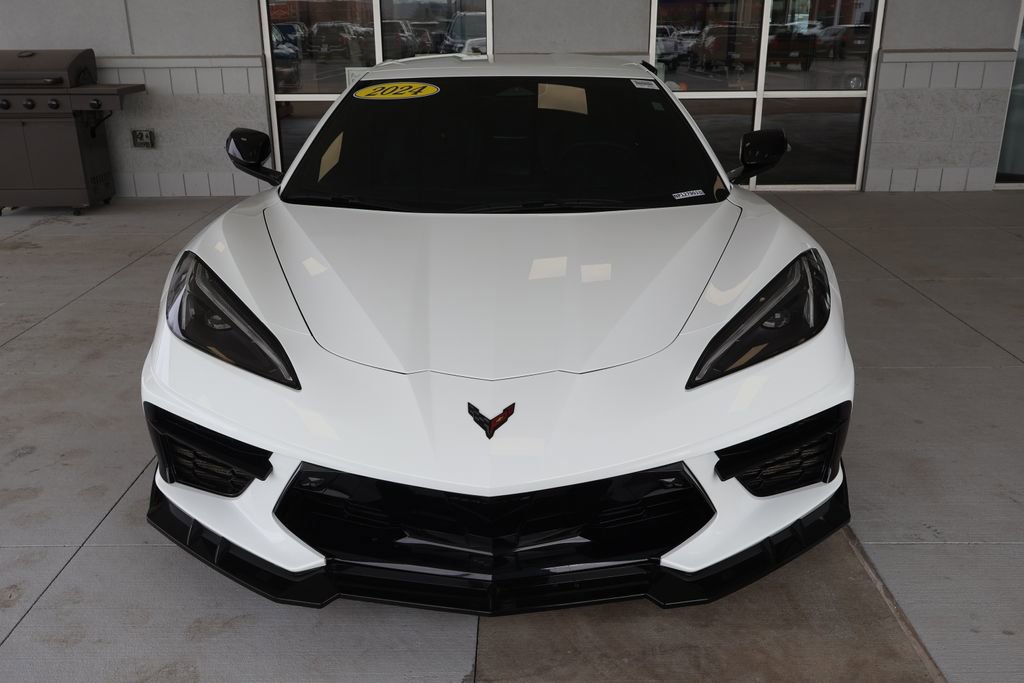 Used 2024 Chevrolet Corvette Stingray Preferred Cpe w/ 2LT image 2