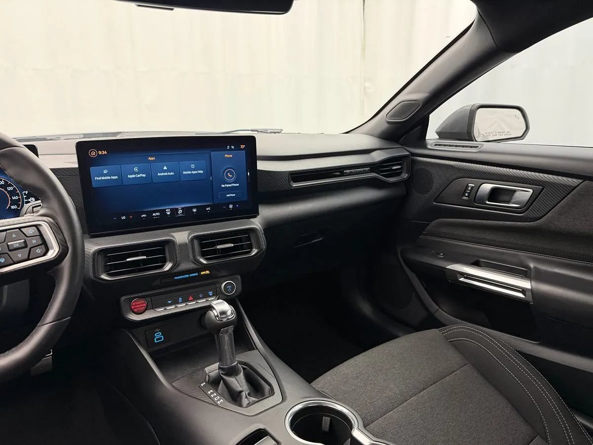 Used 2024 Ford Mustang GT RWD image 23