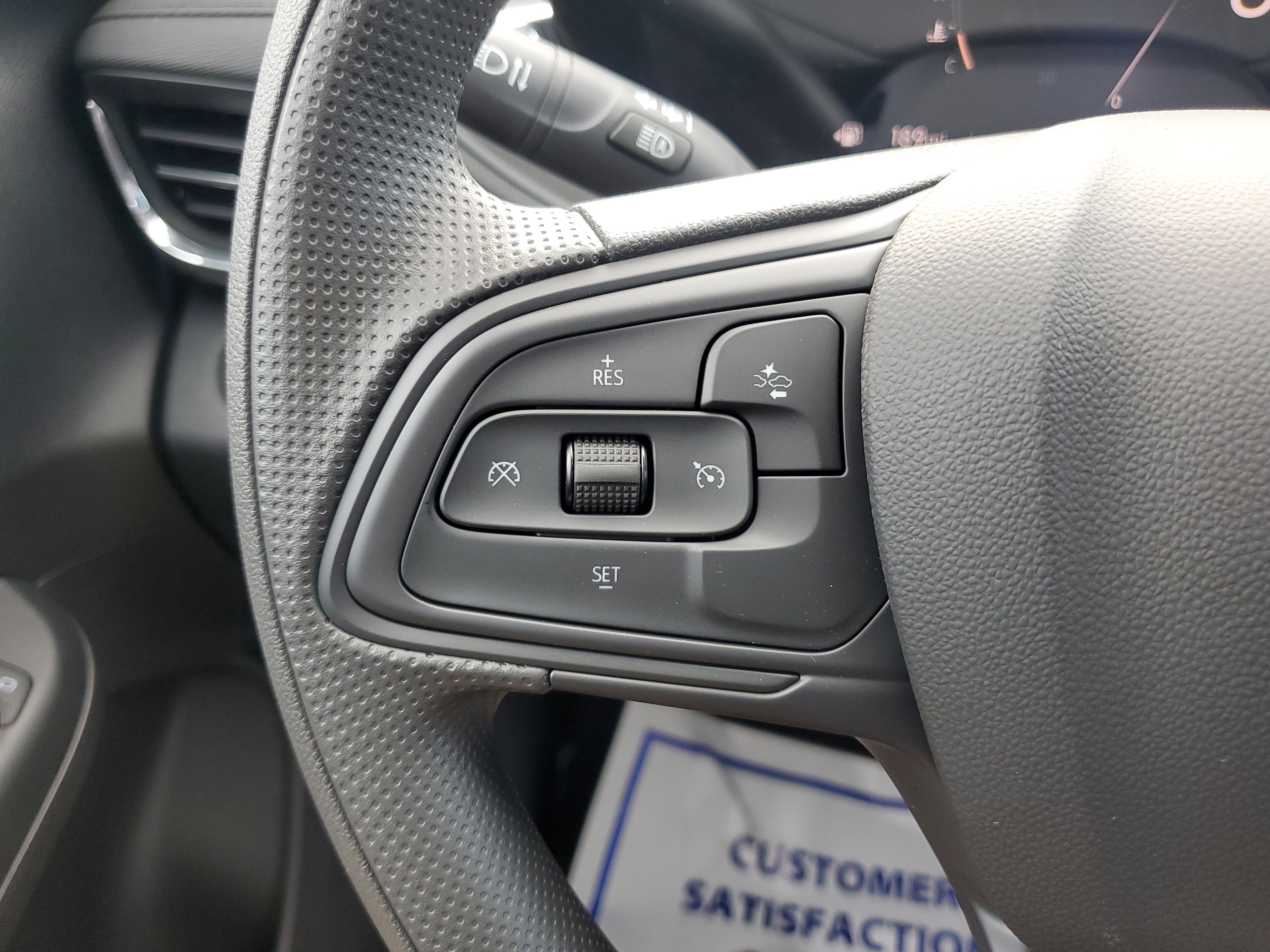 New 2025 Buick Envista Preferred image 21