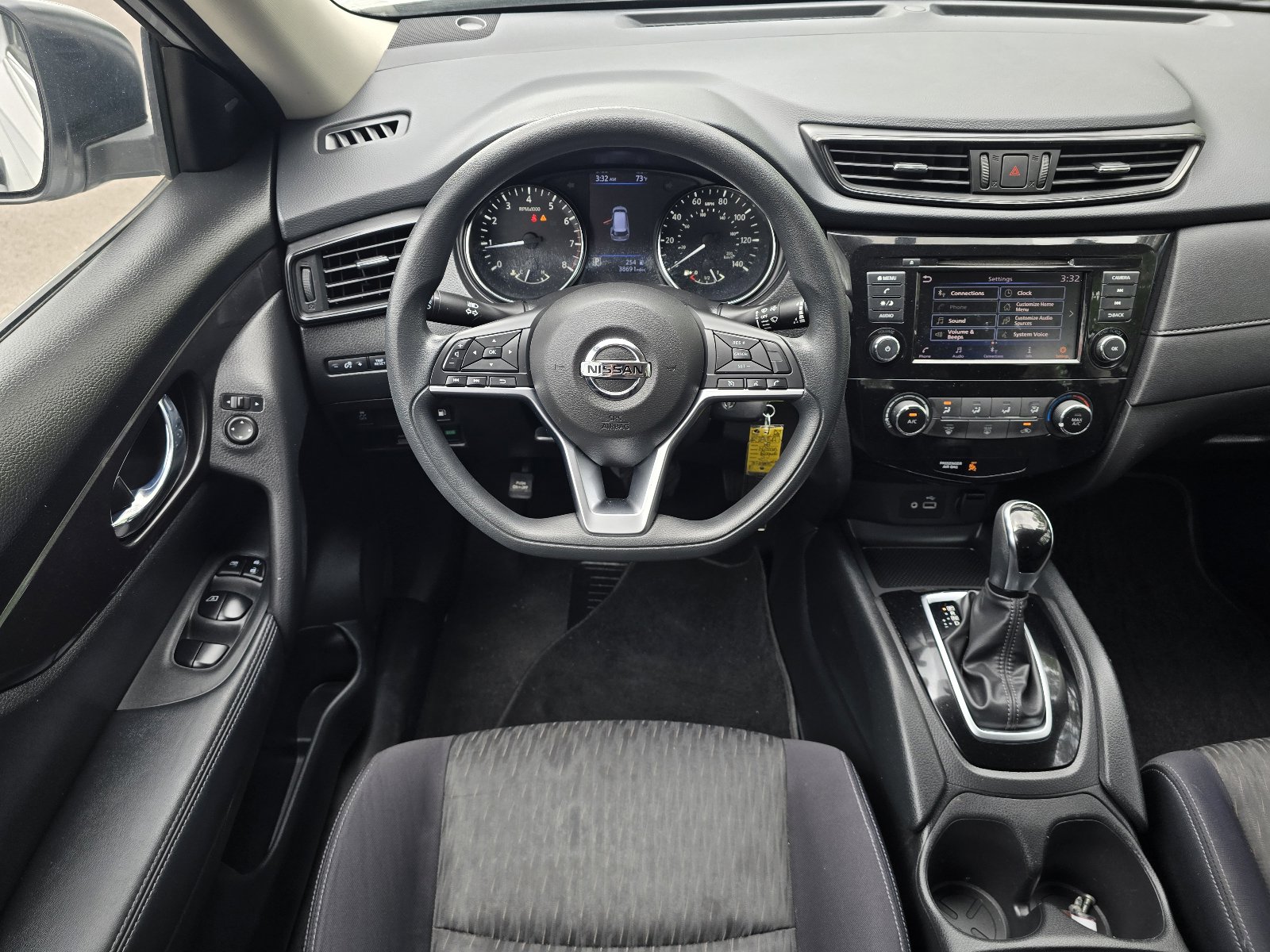 Used 2018 Nissan Rogue S AWD/4WD image 13