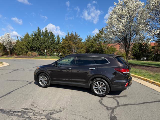 Used 2017 Hyundai Santa Fe SE w/ SE Premium Package 02 AWD/4WD image 3