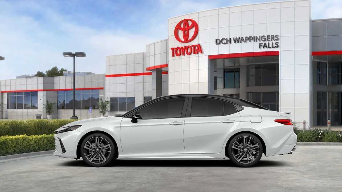 New 2026 Toyota Camry XSE w/ Premium Plus Package AWD/4WD image 6