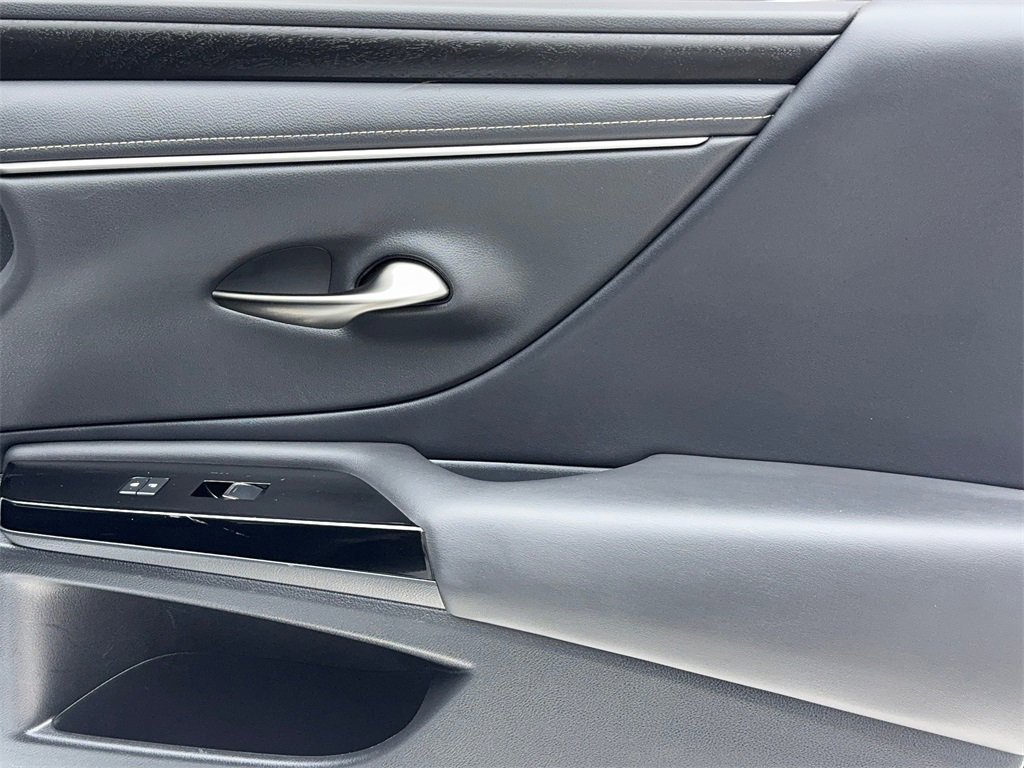 Used 2023 Lexus ES 350 w/ Premium Package image 47