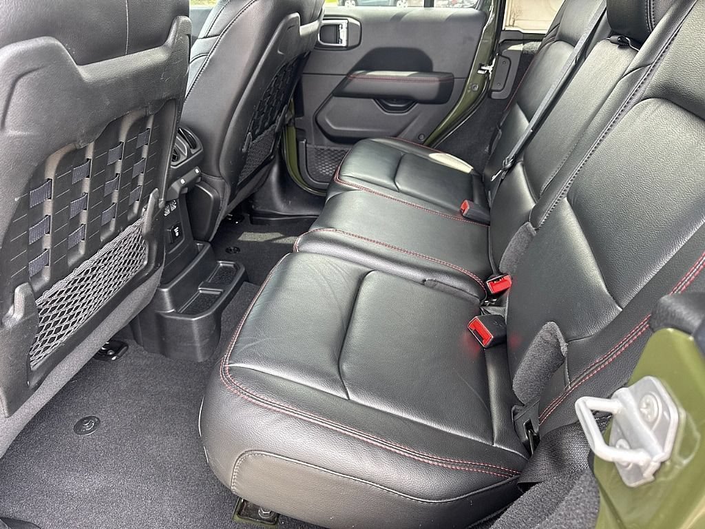 Used 2021 Jeep Wrangler Unlimited Rubicon AWD/4WD image 12
