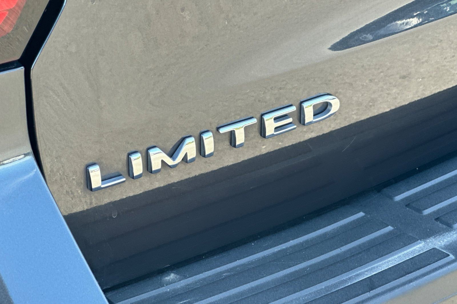 Used 2024 Ford Expedition Limited image 36