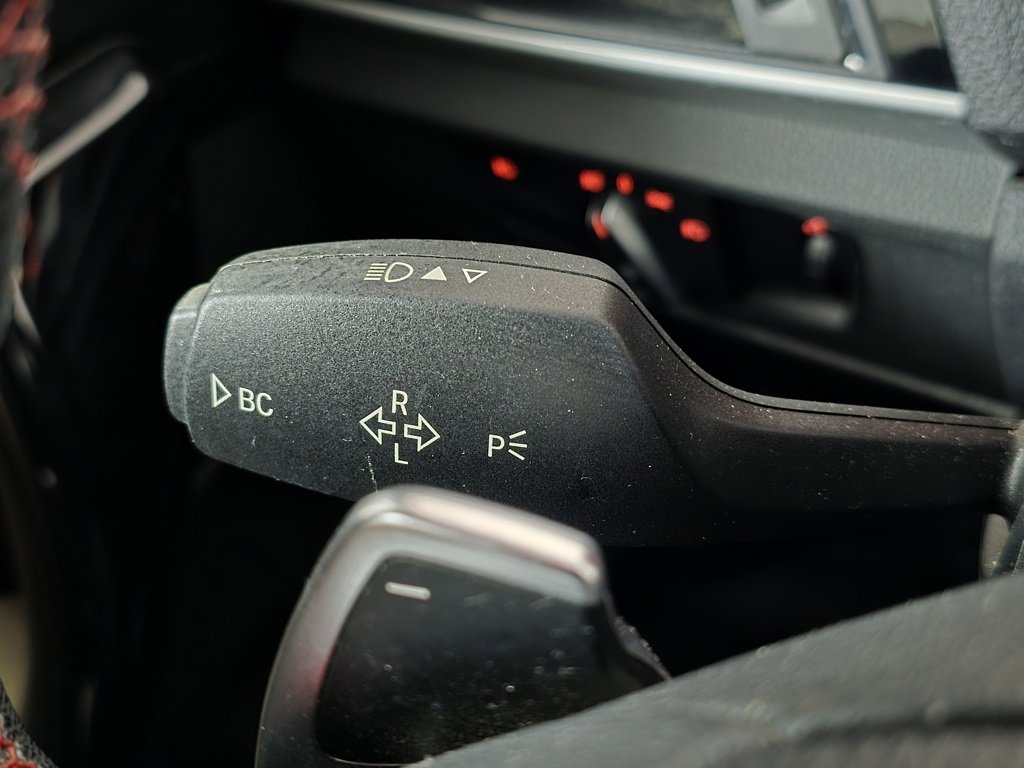 Used 2017 BMW 230i xDrive Convertible image 32