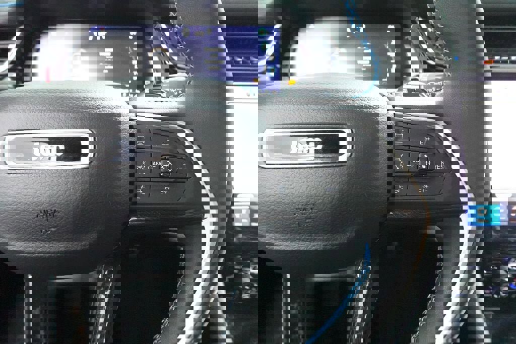 Used 2023 Jeep Grand Cherokee Trailhawk AWD/4WD image 12