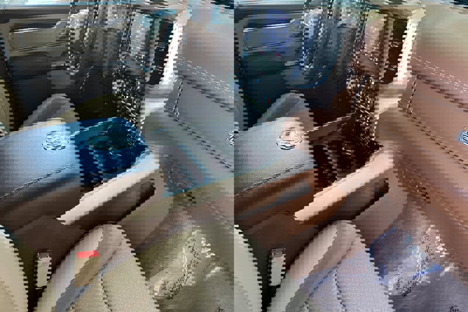 Used 2020 RAM 1500 Laramie image 16