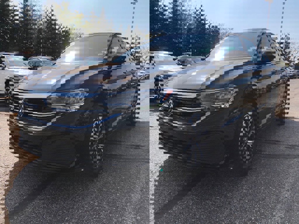 Used 2024 Volkswagen Jetta S image 3