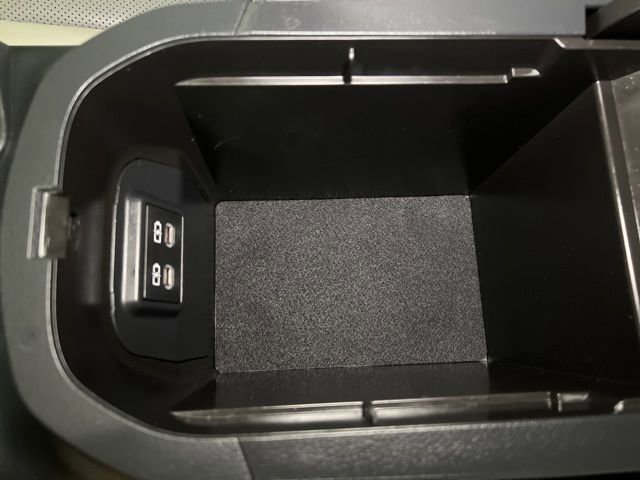 Used 2022 Toyota RAV4 Limited w/ Limited Grade Weather Package image 26