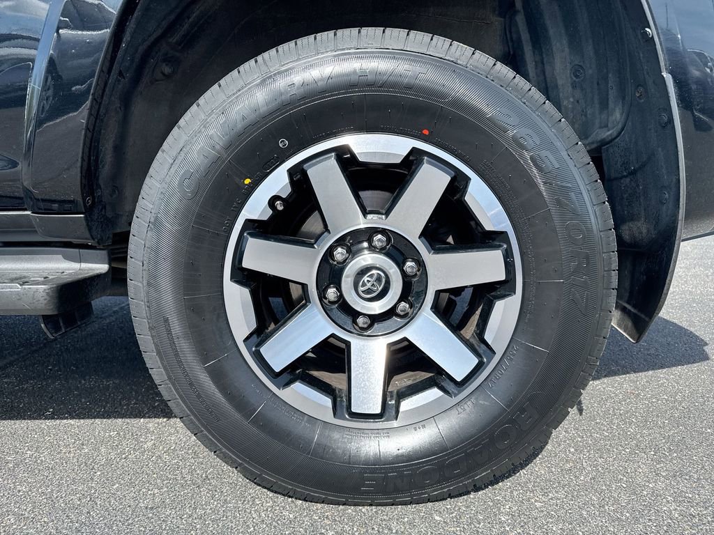 Used 2019 Toyota 4Runner TRD Off-Road Premium image 28