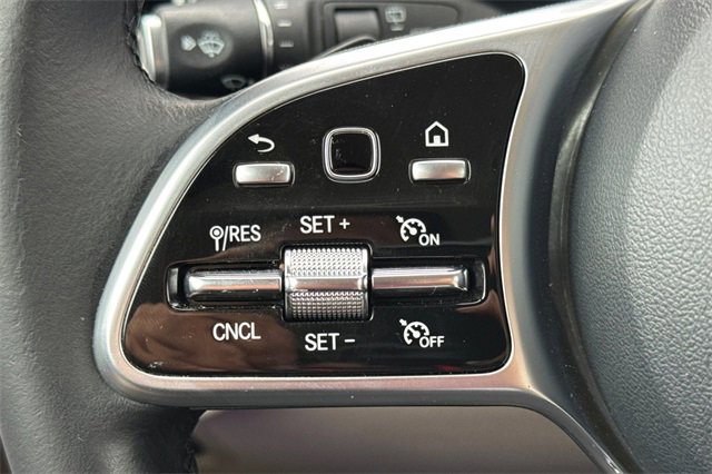 Used 2022 Mercedes-Benz GLC 300 image 37