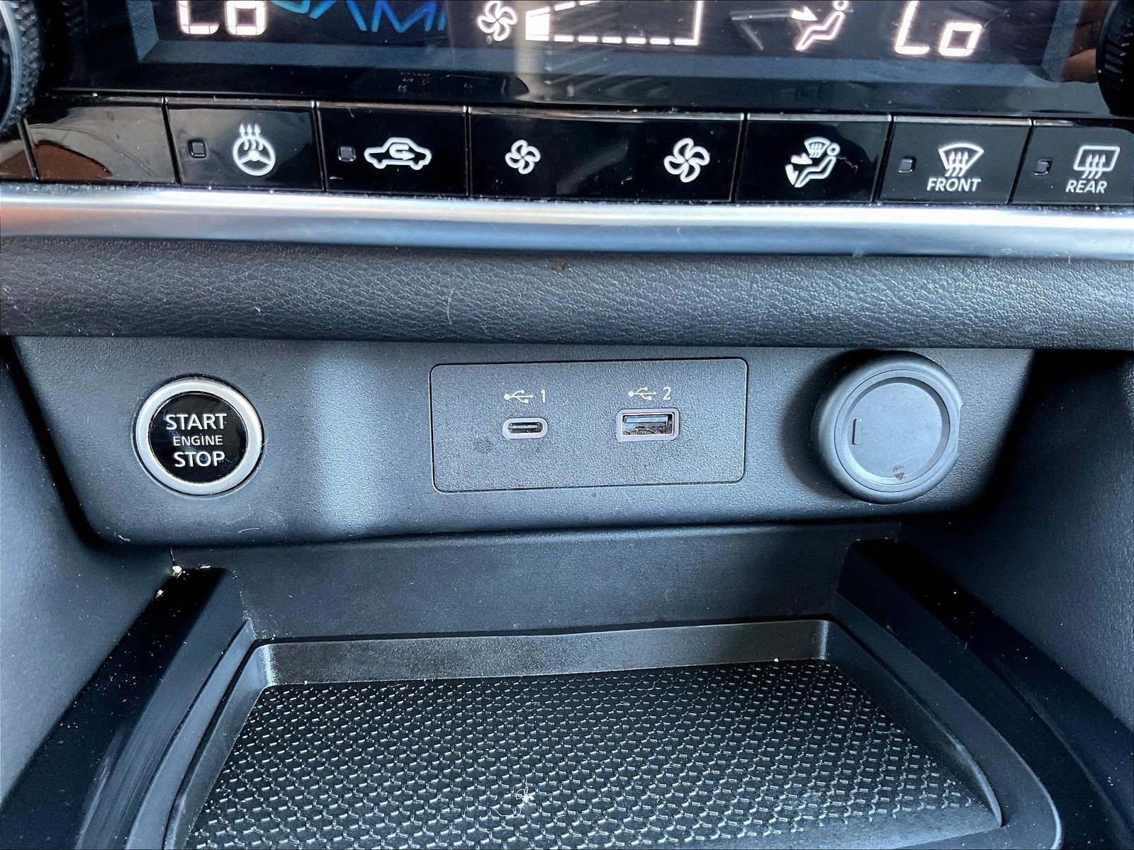 Used 2023 Nissan Rogue SV w/ SV Premium B Package AWD/4WD image 19