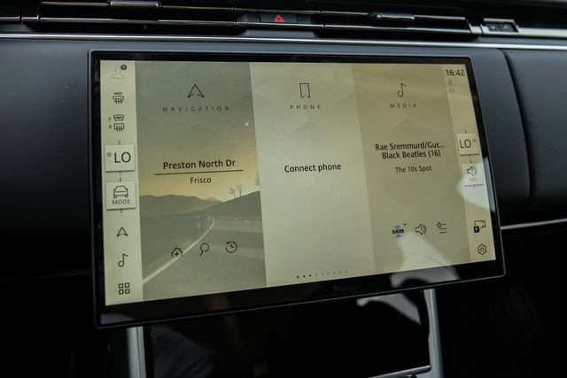 New 2026 Land Rover Range Rover SE AWD/4WD image 38