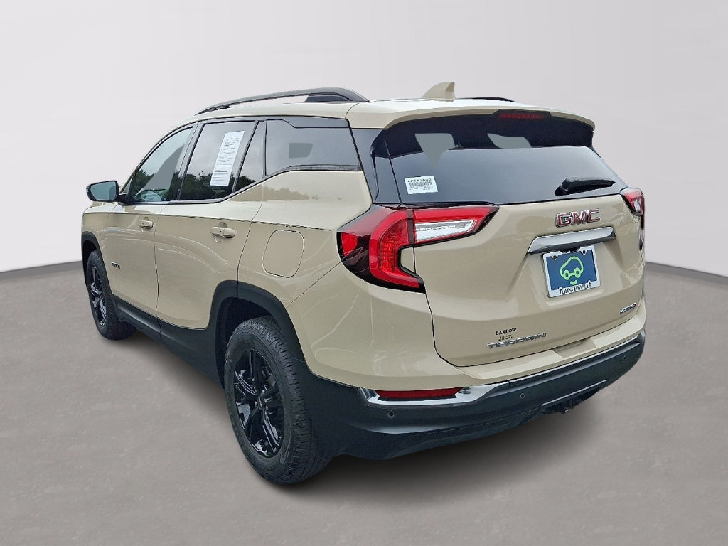 Certified 2022 GMC Terrain AT4 AWD/4WD image 4