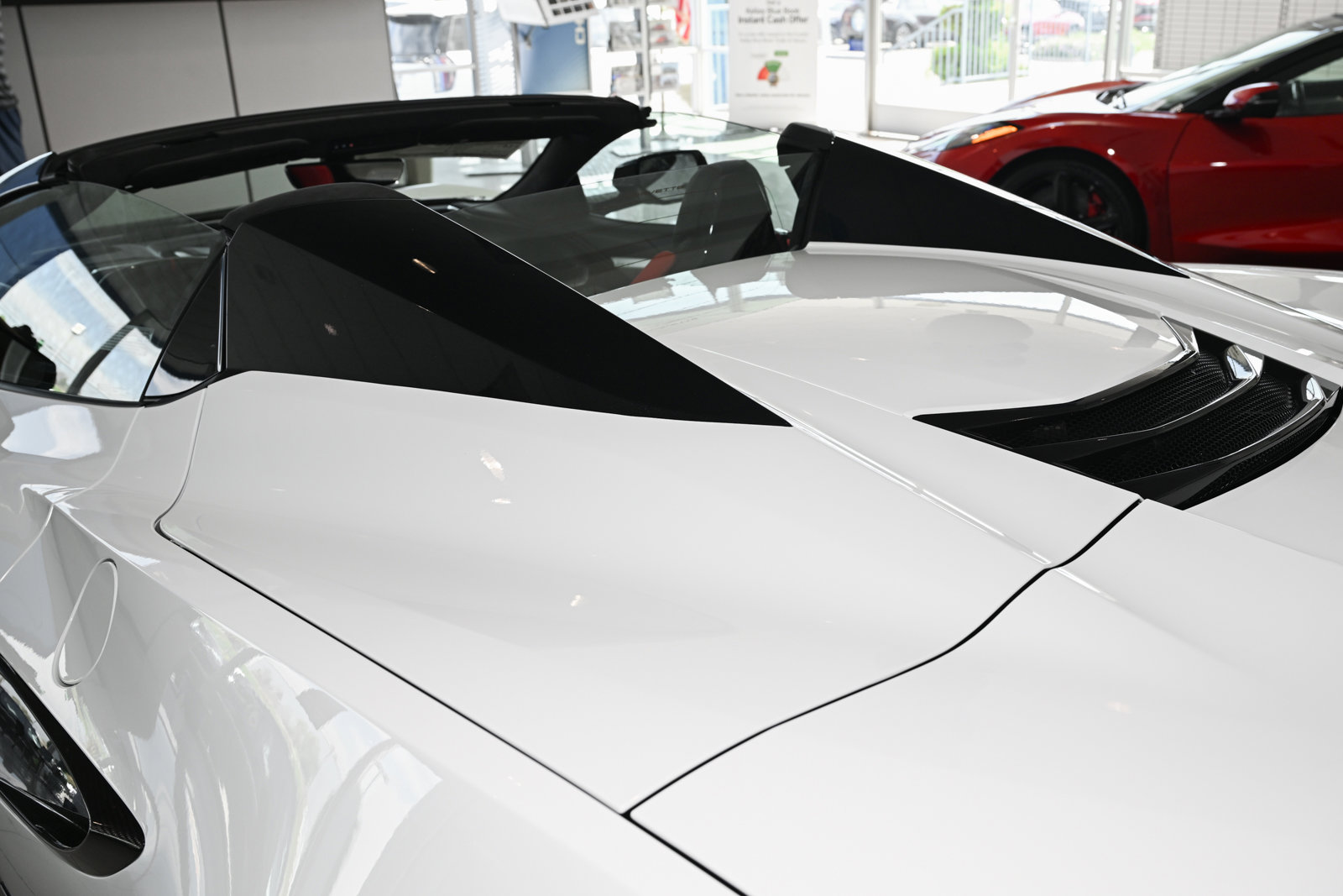 New 2026 Chevrolet Corvette ZR1 w/ ZR1 Carbon Fiber Aero Package image 15