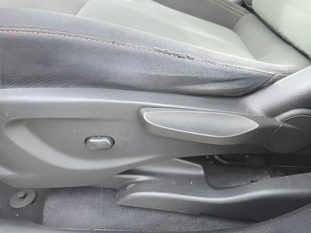 Used 2020 Chevrolet Trax LS w/ Tint and Cruise Package image 15