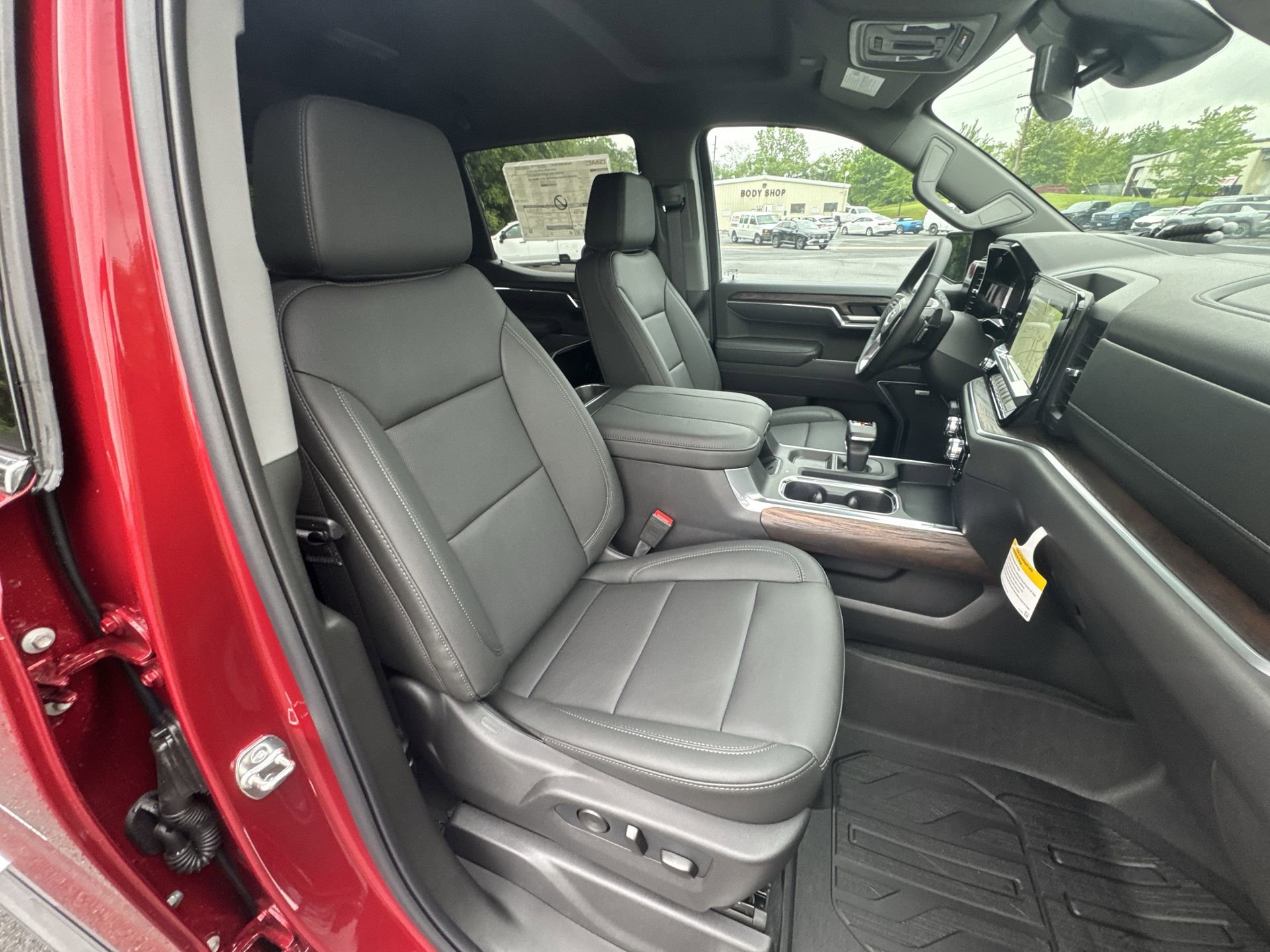 New 2026 GMC Sierra 1500 SLT w/ SLT Premium Plus Package AWD/4WD image 25
