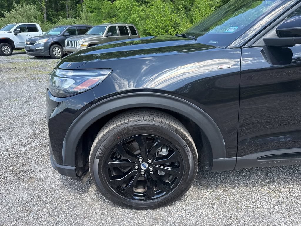 Used 2026 Ford Explorer ST-Line AWD/4WD image 6