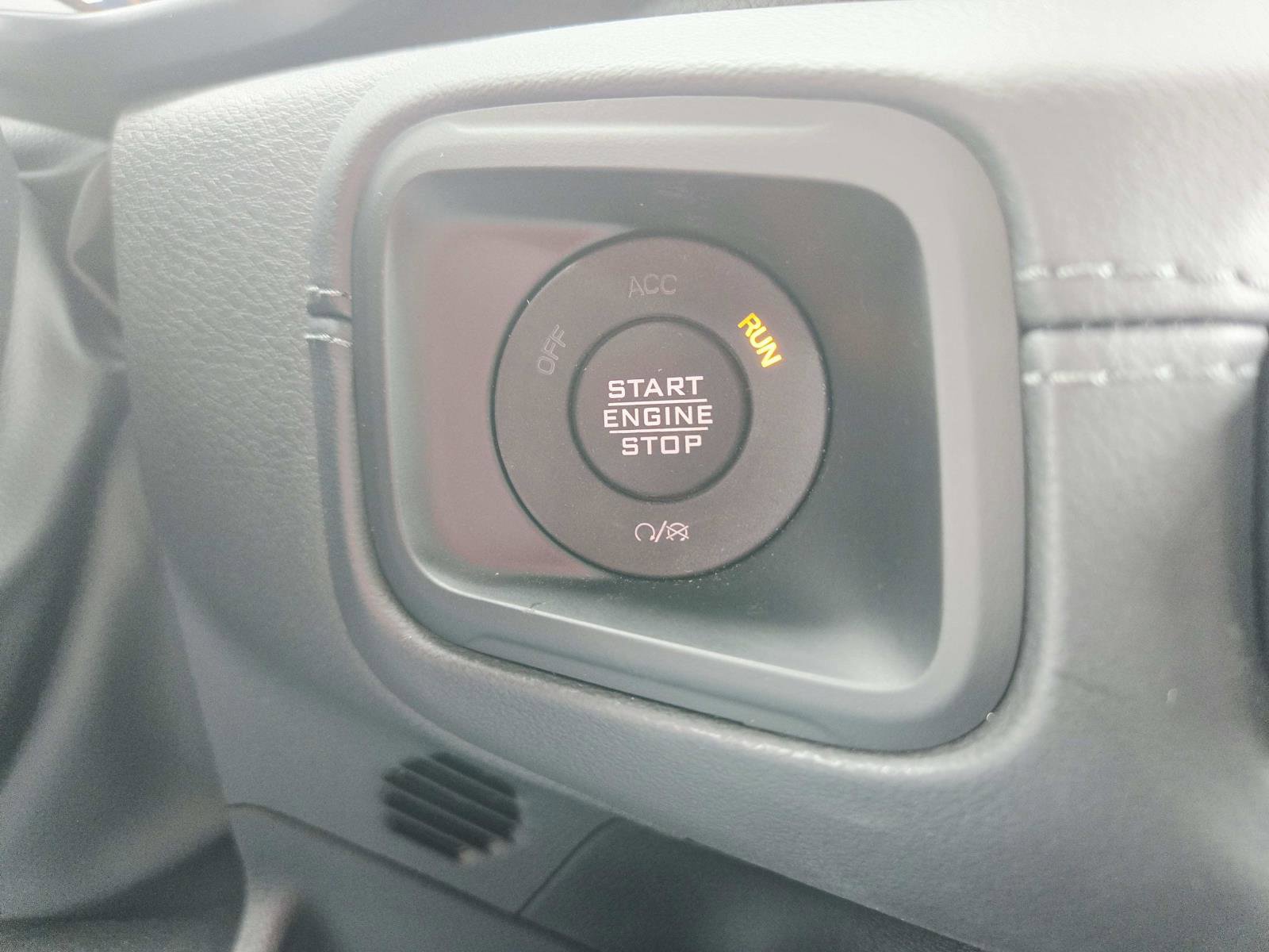 Used 2025 Jeep Wrangler Sahara w/ Safety Group image 38