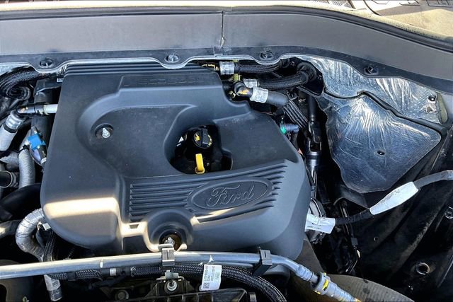 Used 2020 Ford Explorer XLT w/ Equipment Group 202A image 35