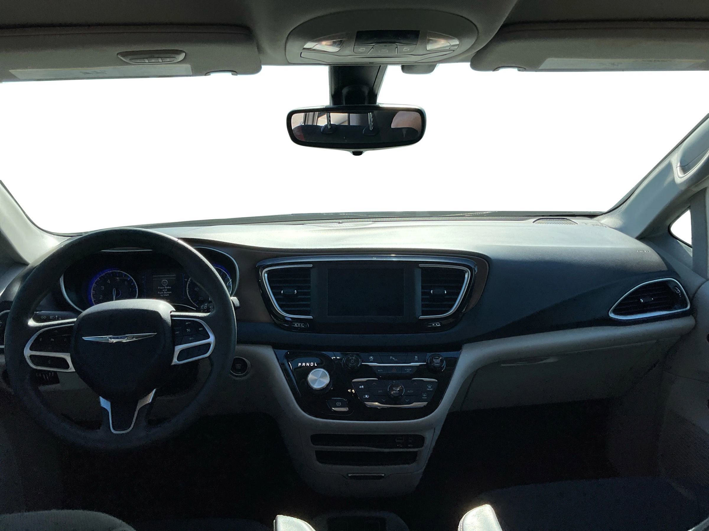 Used 2018 Chrysler Pacifica Touring Plus w/ Tire & Wheel Group image 21