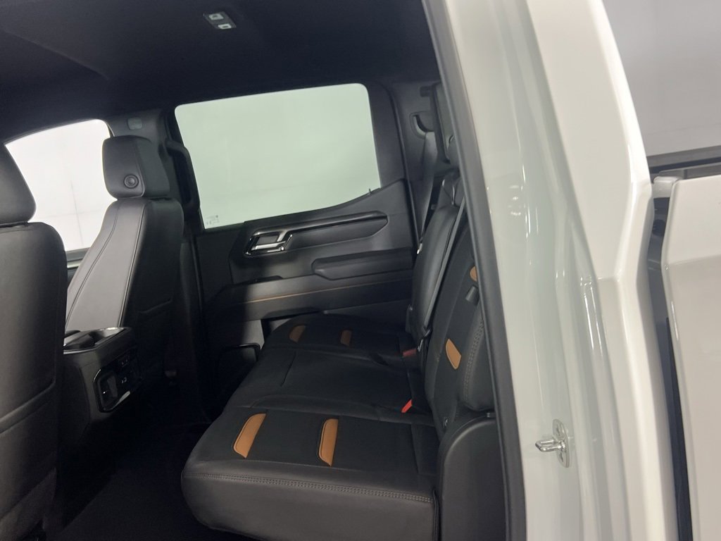 Used 2025 GMC Sierra 1500 AT4 image 24