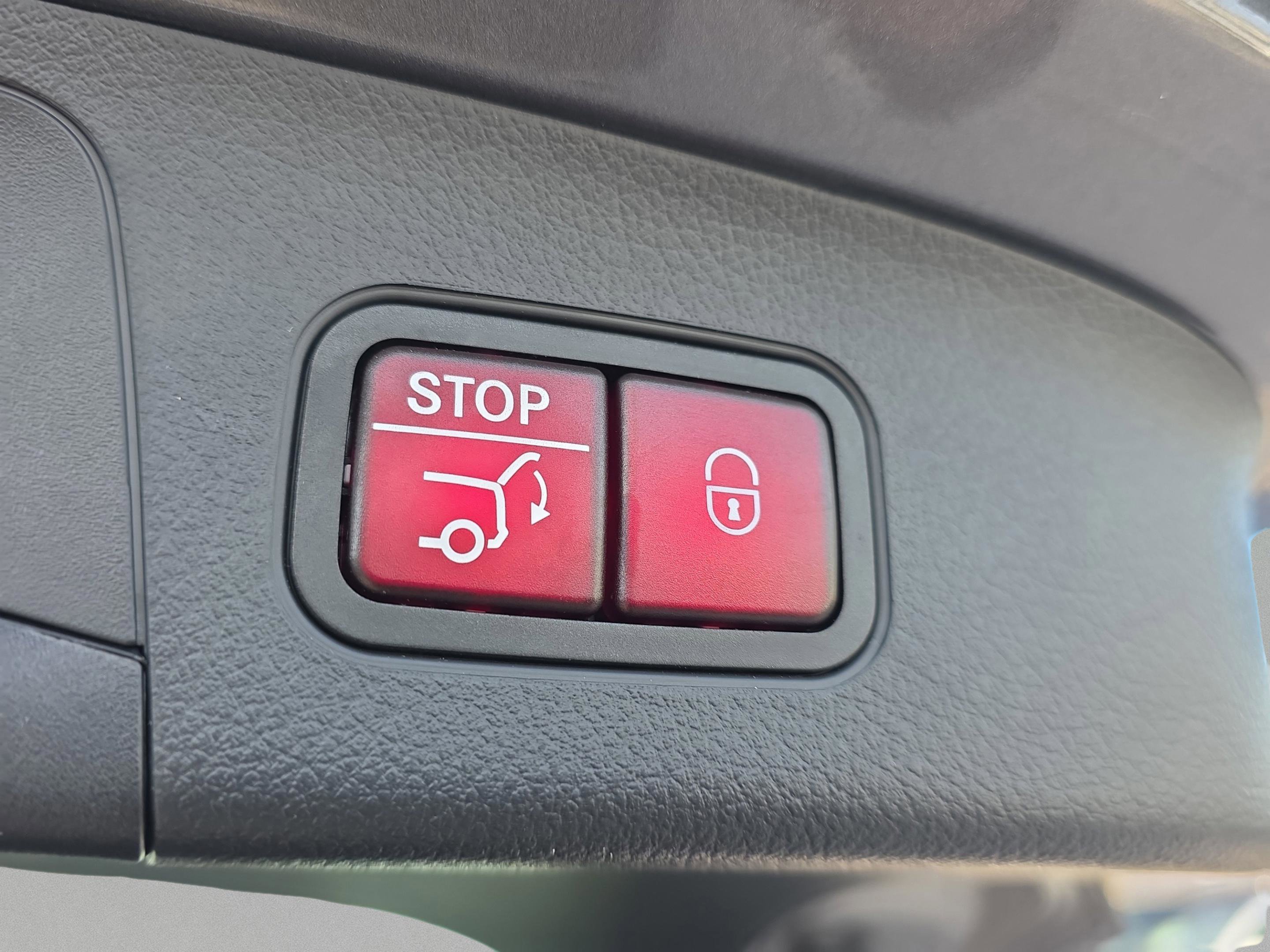 Used 2026 Mercedes-Benz GLA 35 AMG 4MATIC image 6