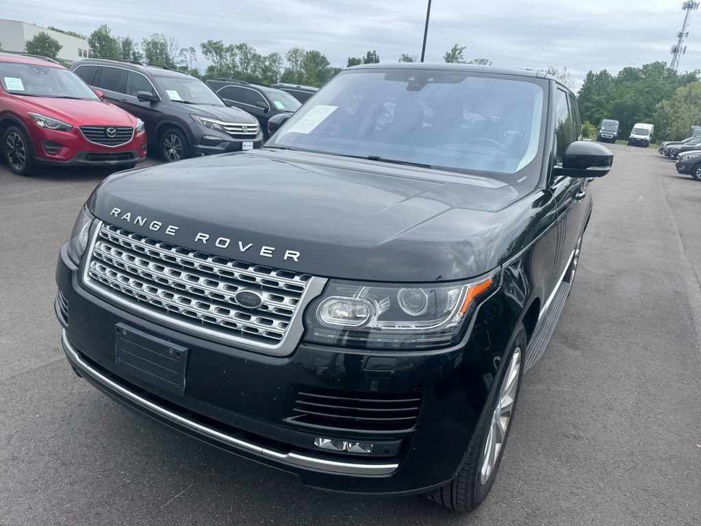 Used 2017 Land Rover Range Rover HSE AWD/4WD image 2