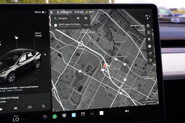 Used 2023 Tesla Model Y Long Range AWD/4WD image 29