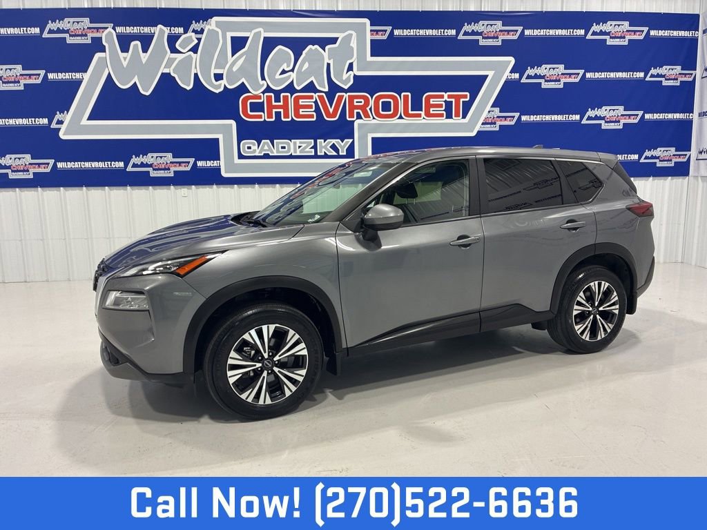 Used 2023 Nissan Rogue SV image 1