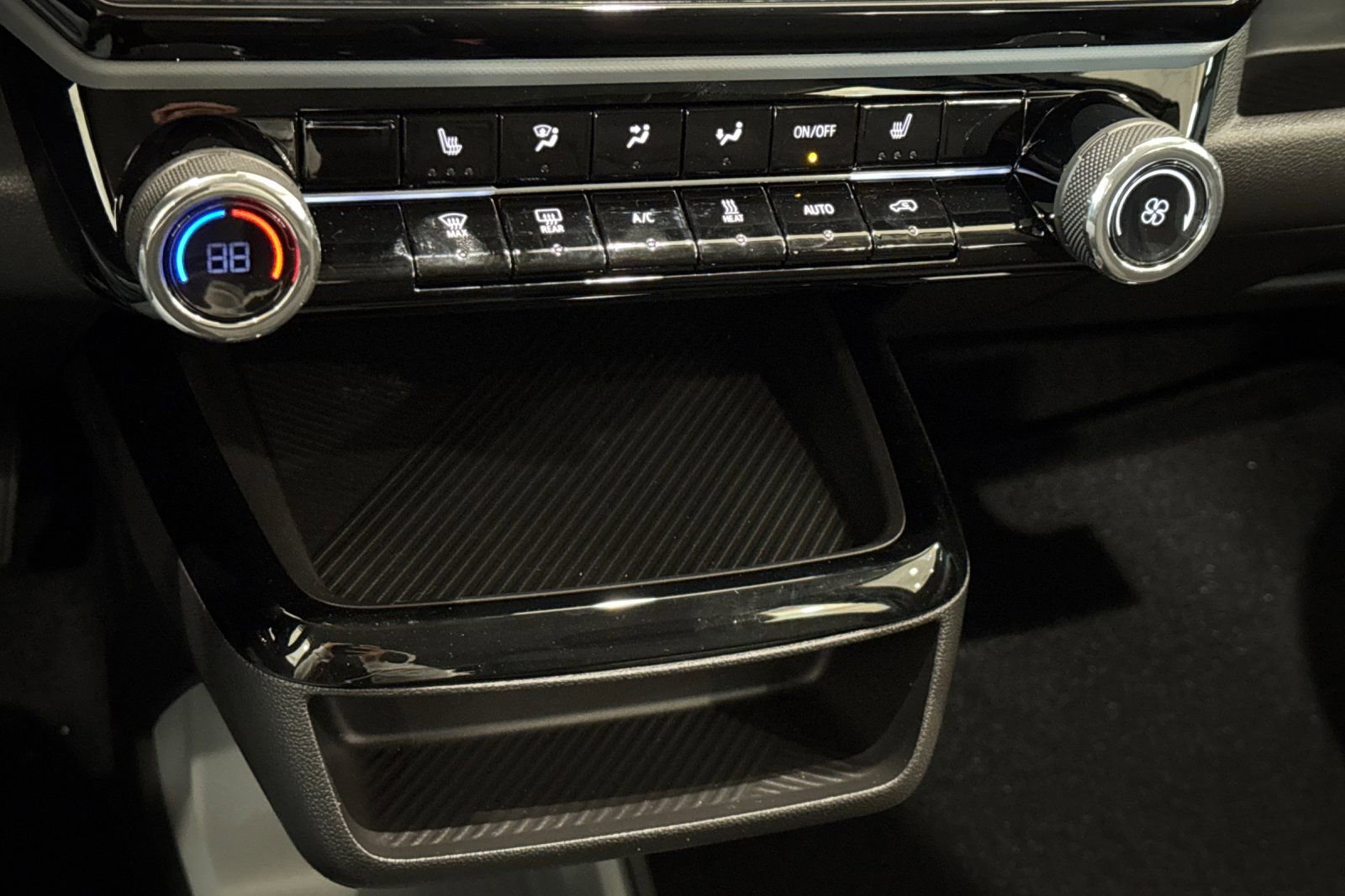 New 2027 Chevrolet Bolt LT w/ Comfort Package image 20