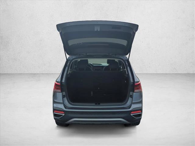 Used 2024 Volkswagen Taos SE image 6