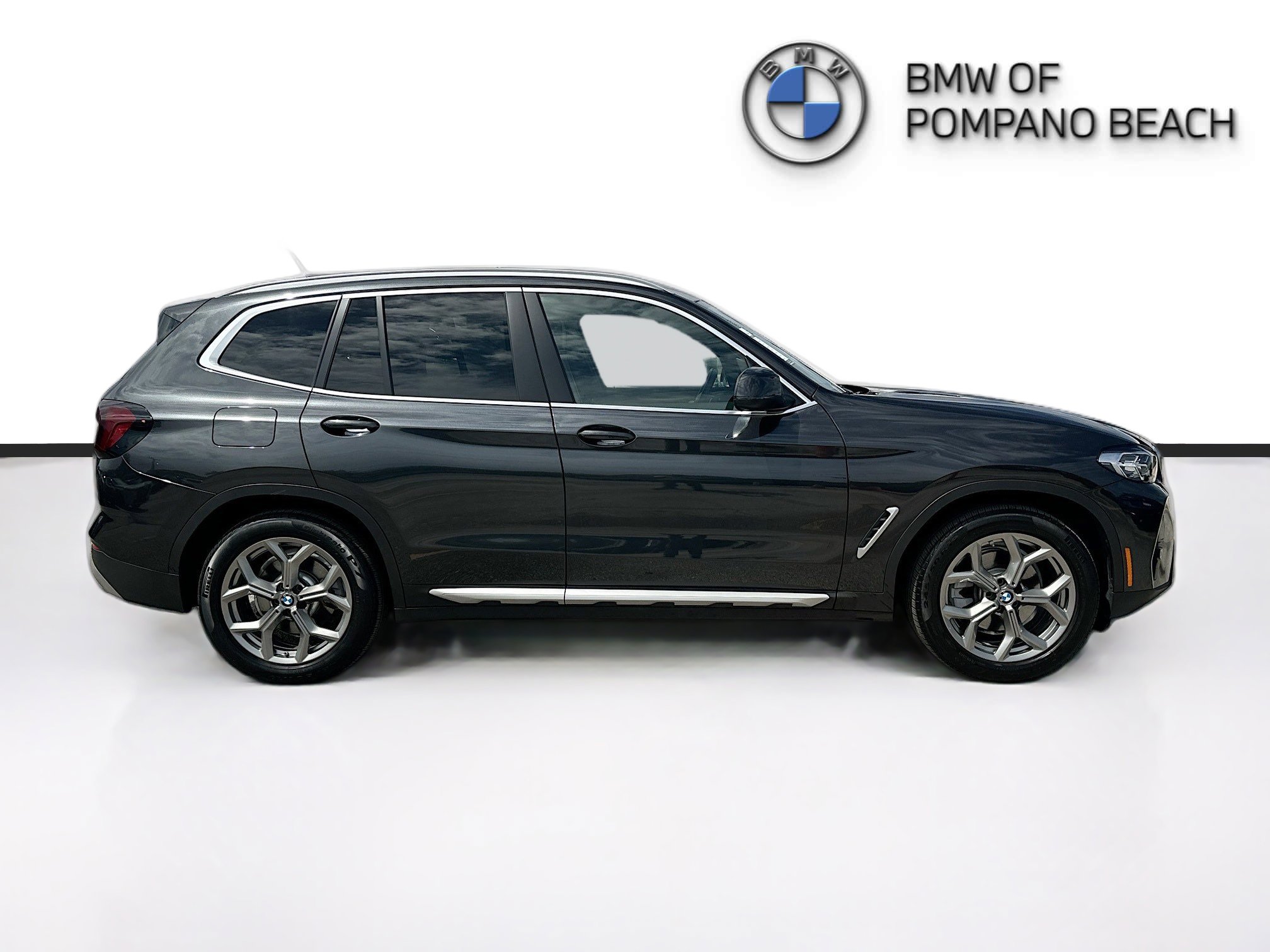 Used 2024 BMW X3 sDrive30i w/ Convenience Package RWD image 8