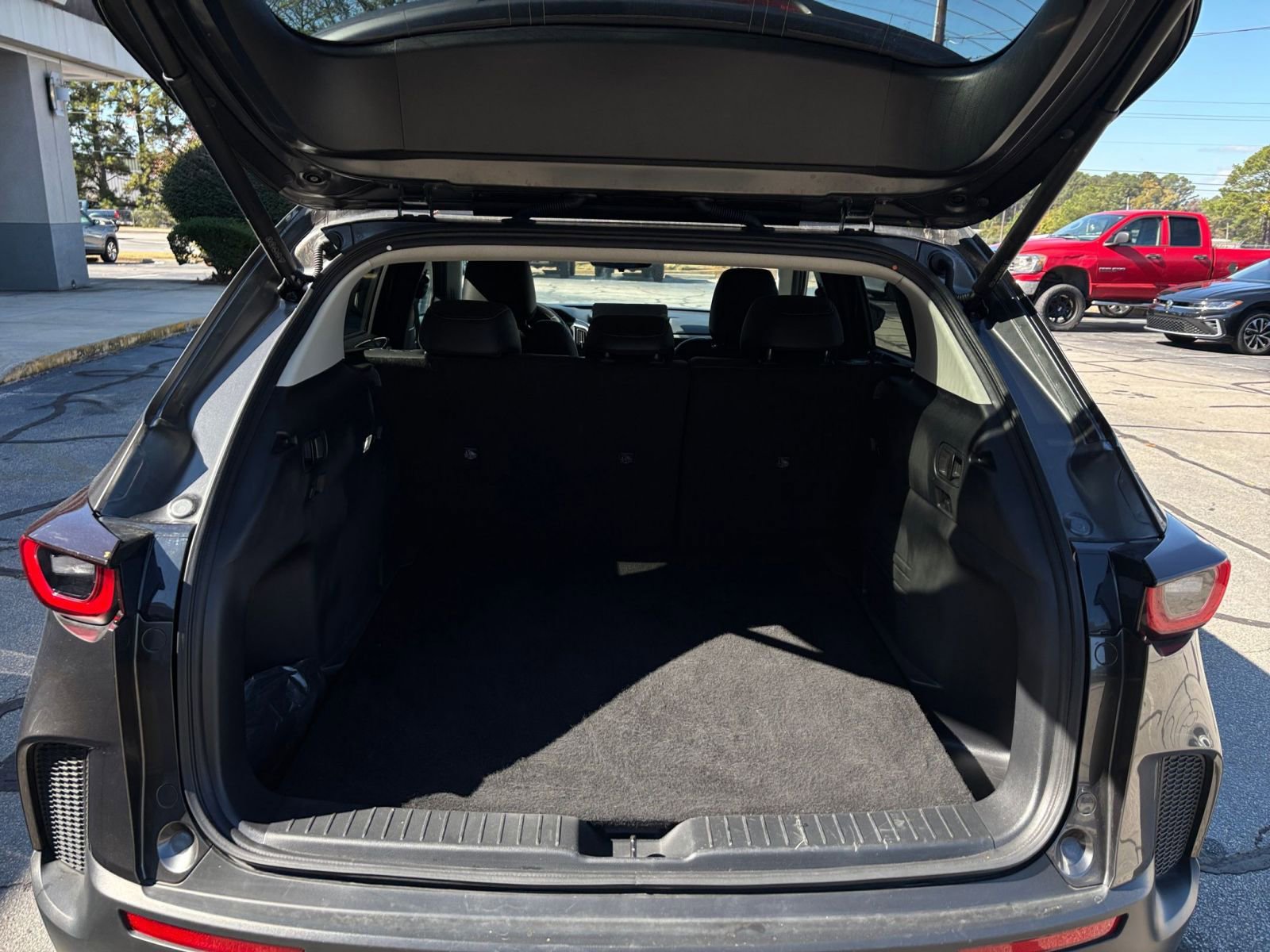 Used 2025 MAZDA CX-50 AWD 2.5 S w/ Preferred Package image 31