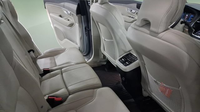 Used 2024 Volvo XC90 B6 Ultimate w/ Protection Package Premier AWD/4WD image 14