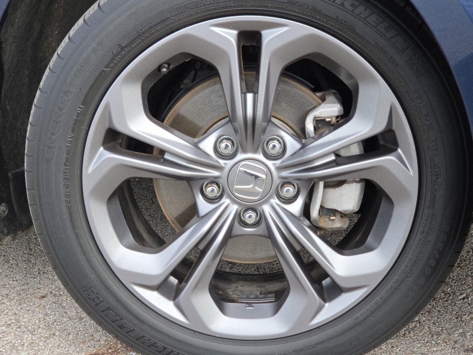 Used 2023 Honda Accord EX image 12