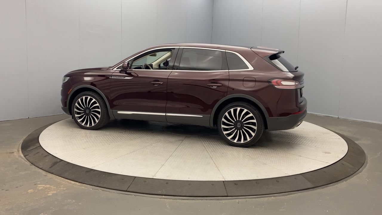 Used 2021 Lincoln Nautilus Black Label AWD/4WD image 2