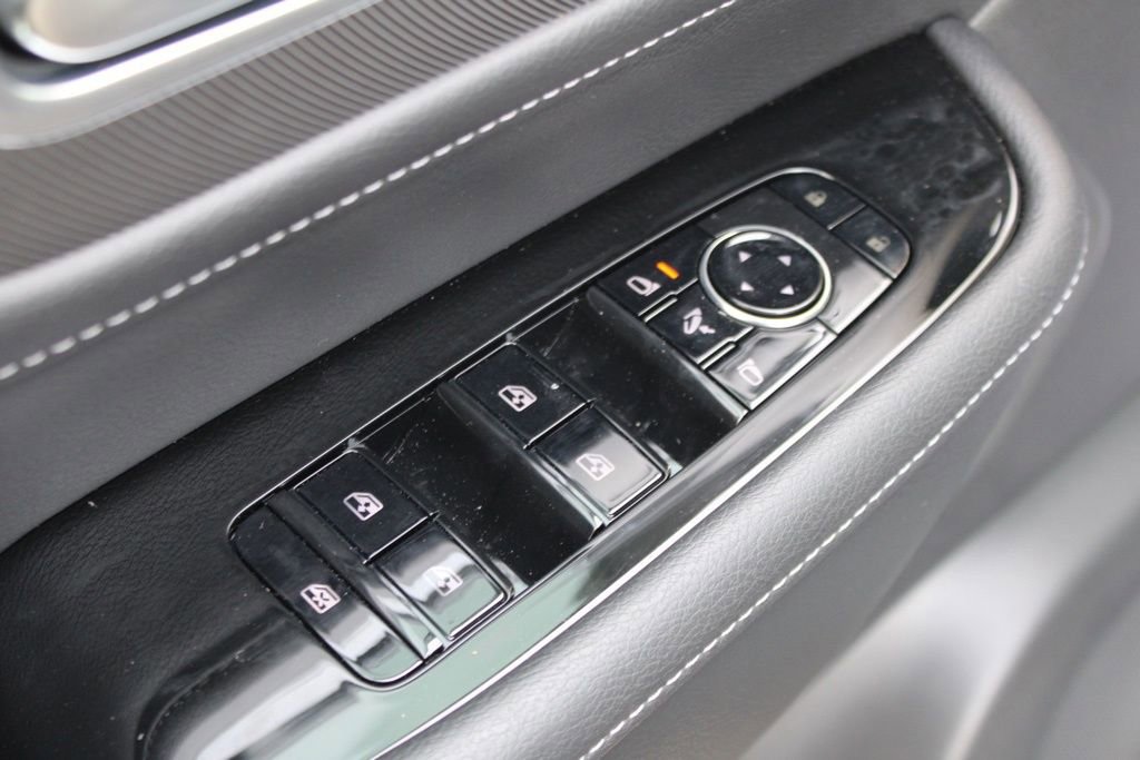 Certified 2025 INFINITI QX80 Pure image 14