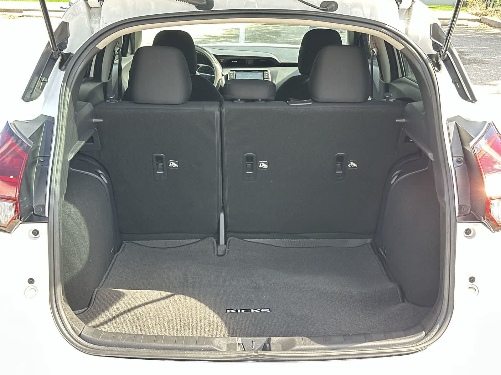 Used 2023 Nissan Kicks S FWD image 16