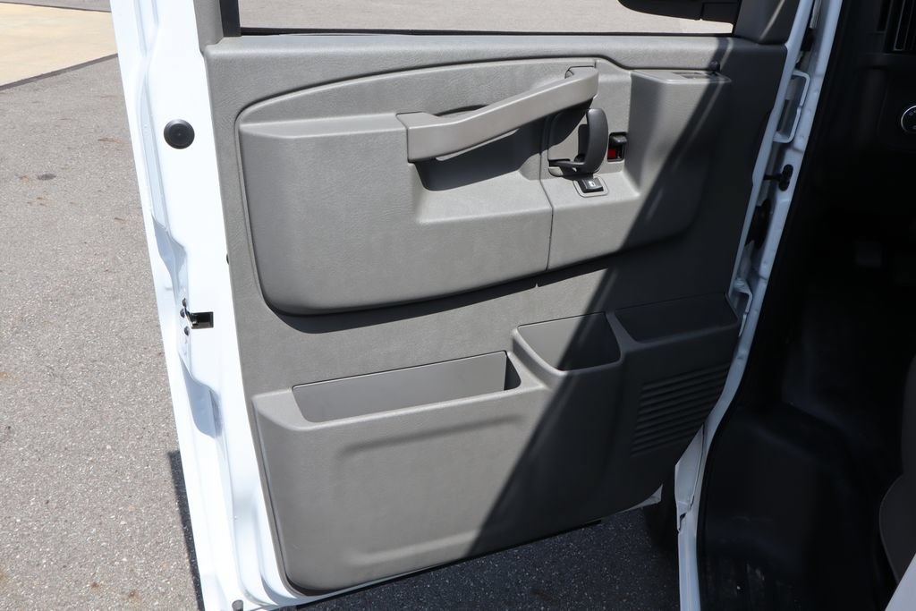 New 2025 Chevrolet Express 2500 w/ Driver Convenience Package RWD image 7
