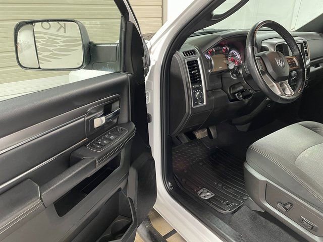 Used 2022 RAM 1500 Classic Warlock image 10