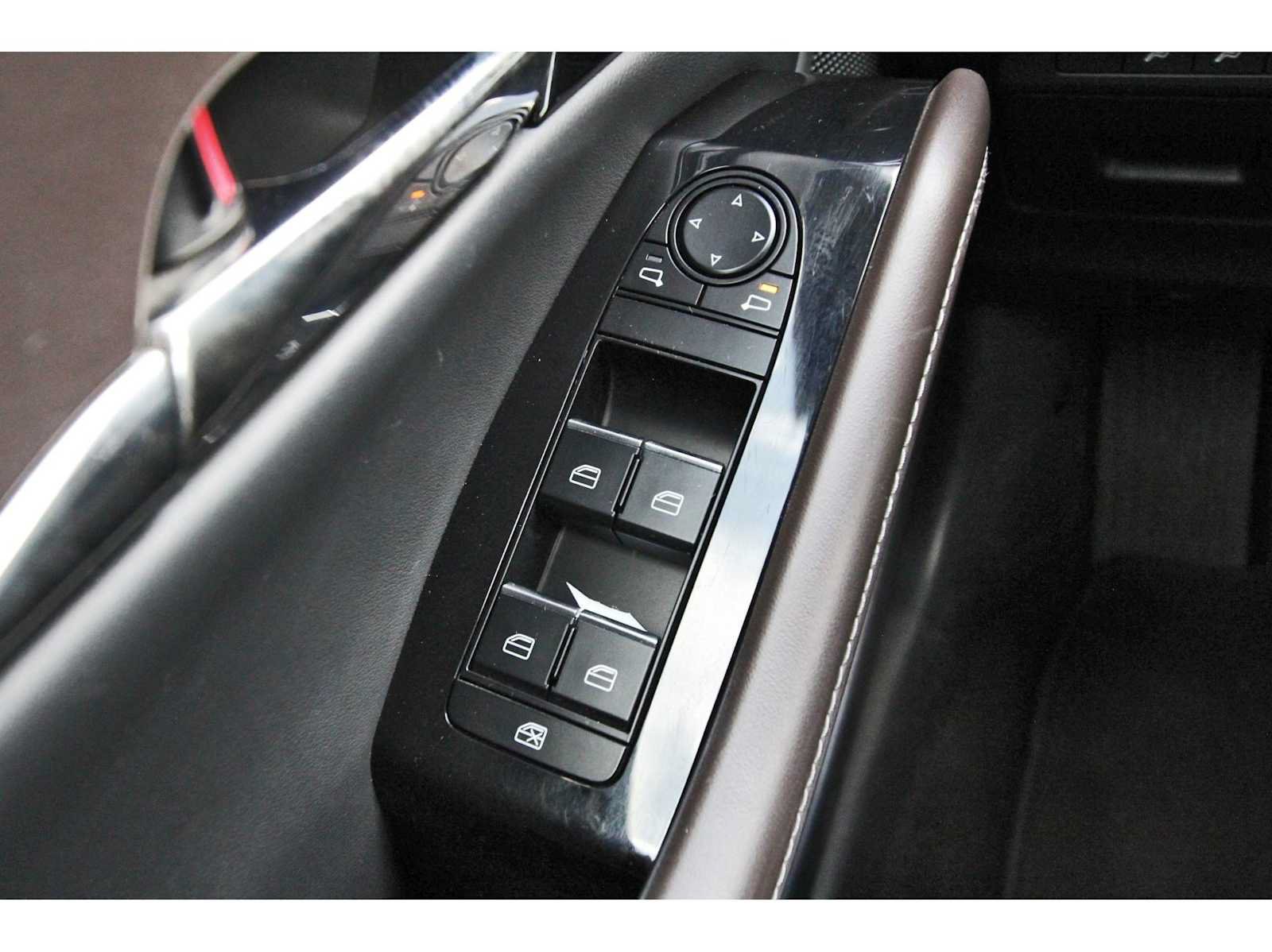 Used 2022 MAZDA CX-30 AWD 2.5 S w/ Premium Package image 19