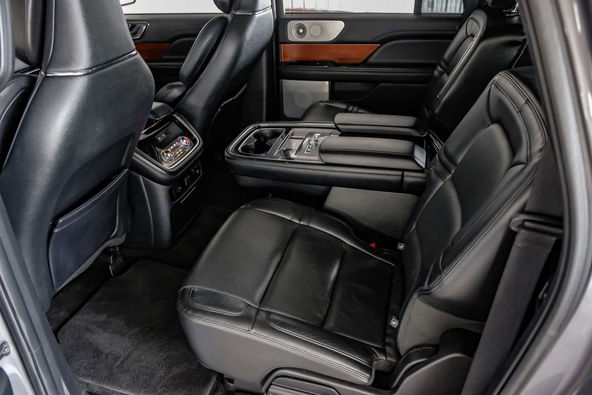 Used 2021 Lincoln Navigator L Reserve w/ Luxury Package AWD/4WD image 37