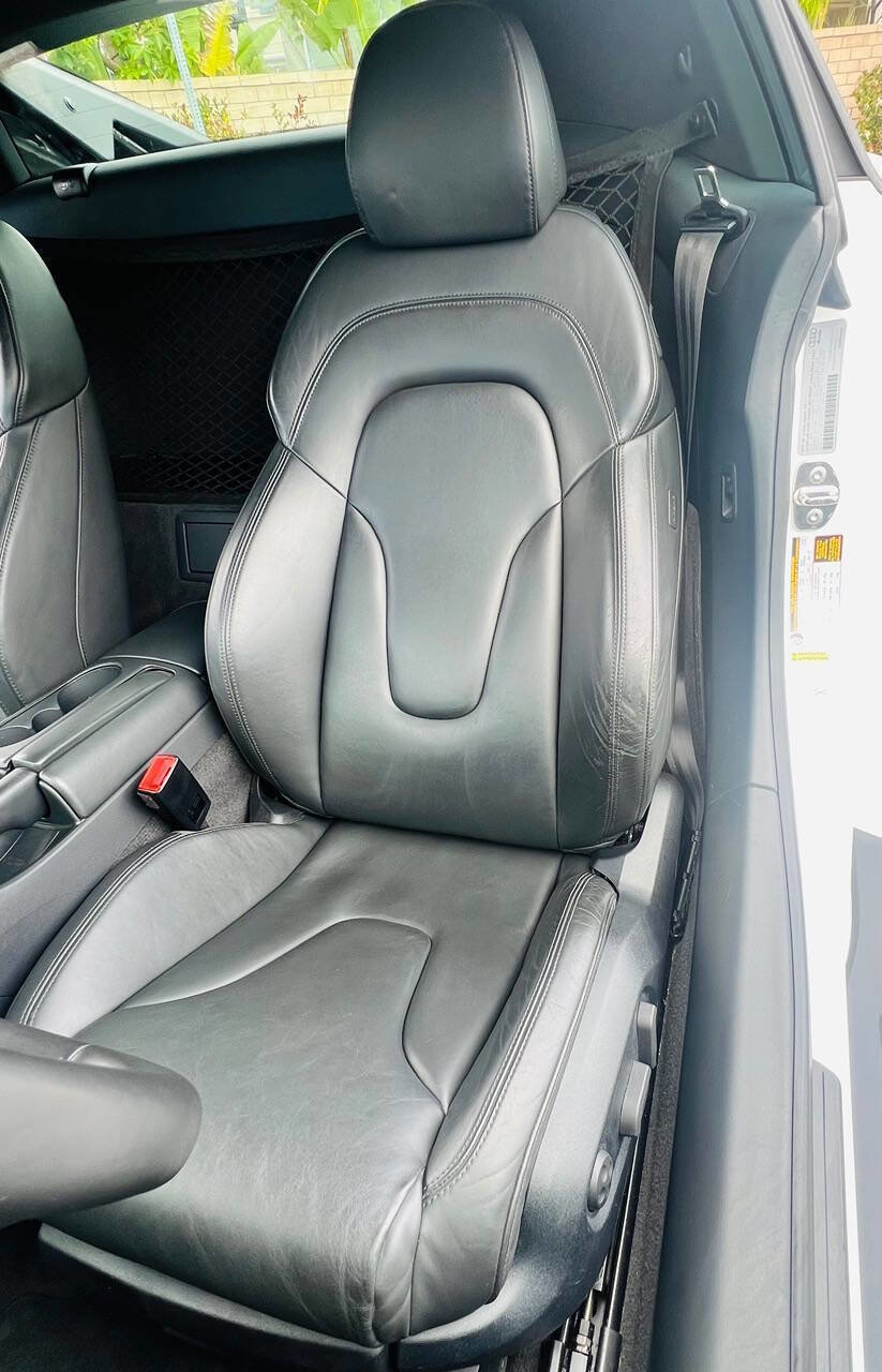 Used 2011 Audi R8 V10 AWD/4WD image 26