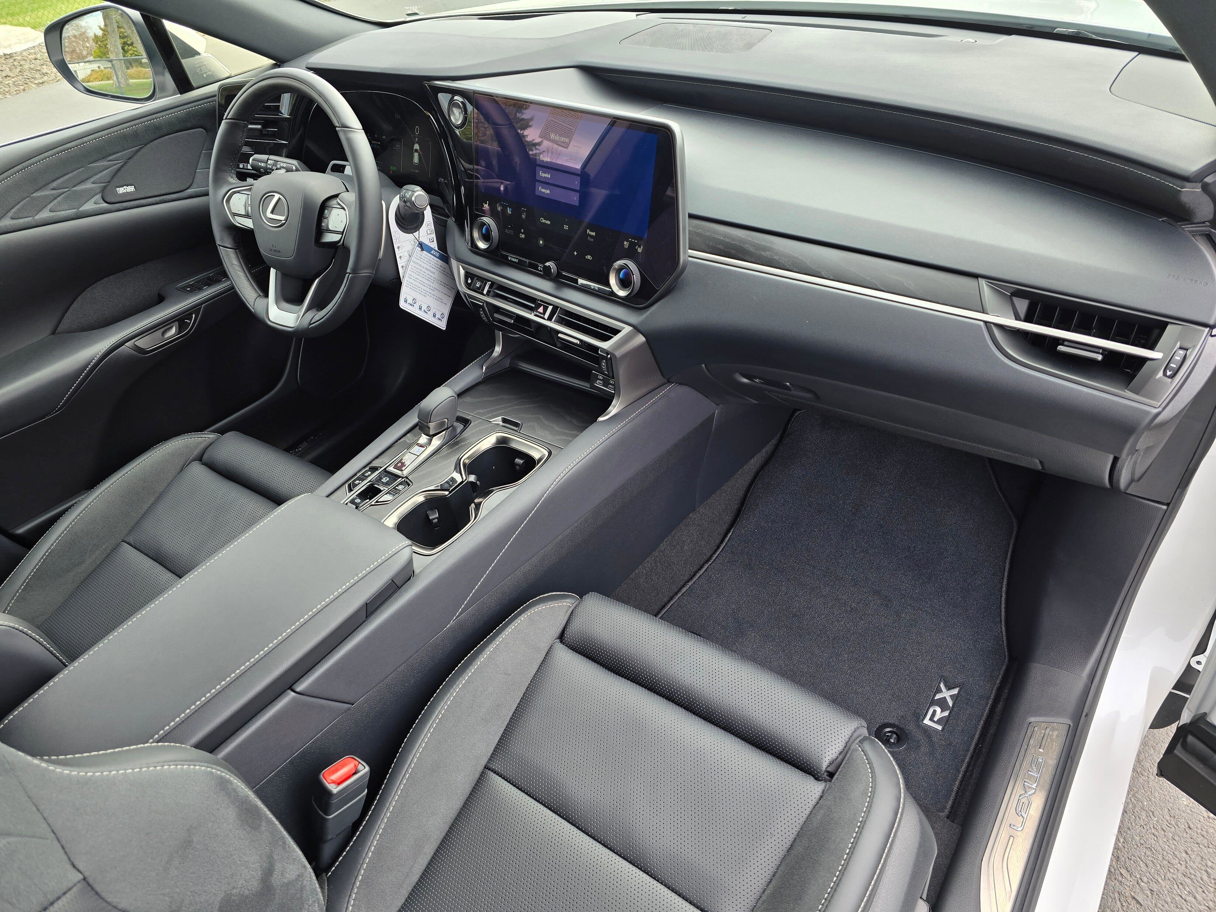 Used 2026 Lexus RX 450h Luxury w/ Convenience Package image 11