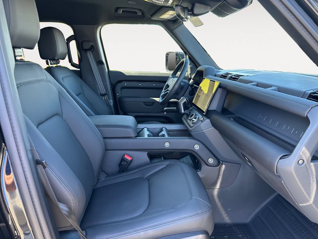 New 2026 Land Rover Defender 110 S AWD/4WD image 15
