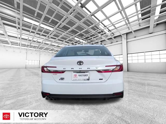 Used 2026 Toyota Camry SE image 4