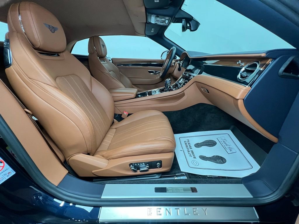 Used 2020 Bentley Continental GT image 15